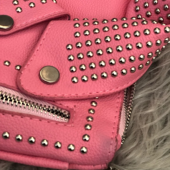 Fashion Express Purses 👛 - Picture 6 of 8